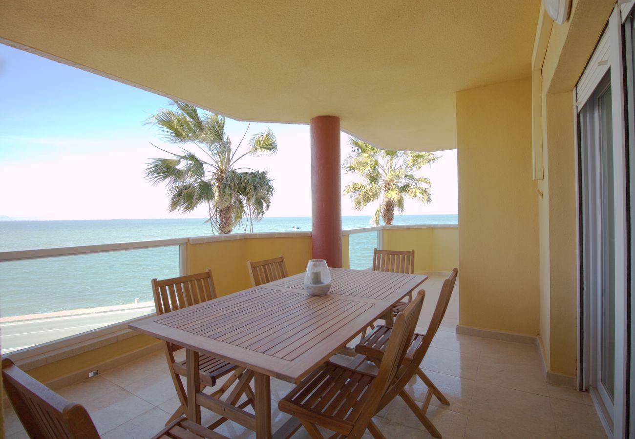 Apartamento en La Manga del Mar Menor - Apartamento nuevo de tres dormitorios con vistas privilegiadas