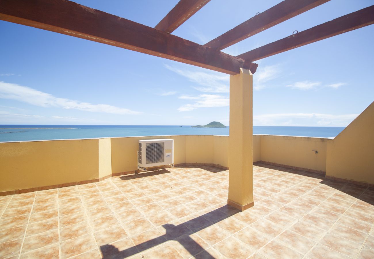Apartamento en La Manga del Mar Menor - Ático en primera línea del Mediterráneo Apartamento en La Manga del Mar Menor - Ático en primera línea del Mediterráneo