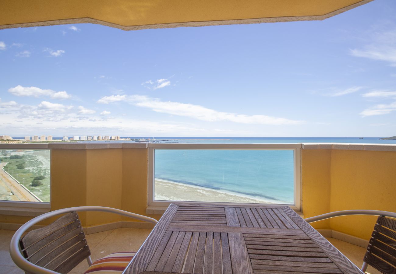 Apartamento en La Manga del Mar Menor - Ático en primera línea del Mediterráneo Apartamento en La Manga del Mar Menor - Ático en primera línea del Mediterráneo