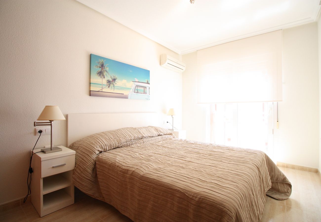 Apartamento en La Manga del Mar Menor - Moderno apartamento de un dormitorio a 50 metros de la playa Apartamento en La Manga del Mar Menor - Moderno apartamento de un dormitorio a 50 metros de la playa