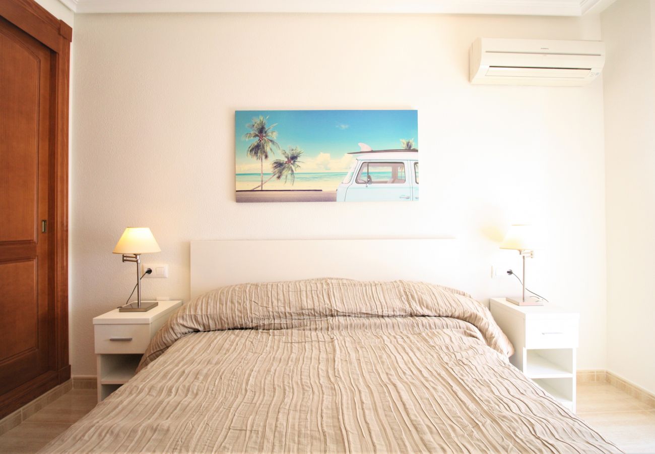 Apartamento en La Manga del Mar Menor - Moderno apartamento de un dormitorio a 50 metros de la playa Apartamento en La Manga del Mar Menor - Moderno apartamento de un dormitorio a 50 metros de la playa