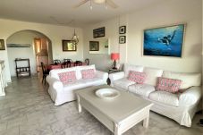 Apartamento en Cabo de Palos - Espacioso apartamento con tres dormitorios en Cabo de Palos