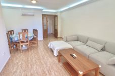 Apartamento en La Manga del Mar Menor - Amplio apartamento de dos dormitorios con vistas en Los Miradores del Puerto