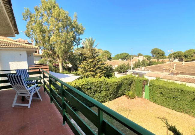 Chalet en Cabo de Palos - Amplia casa con jardín en Cala Flores