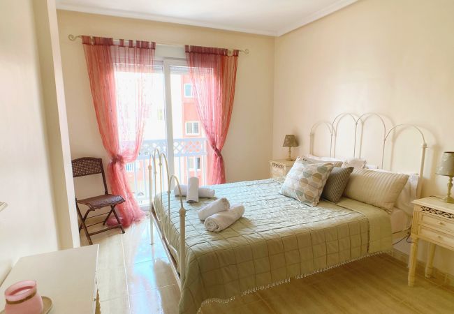 Apartamento en La Manga del Mar Menor - Ático de dos dormitorios con preciosas vistas del Mar Menor y Mediterráneo