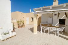 Apartamento en La Manga del Mar Menor - Ático con barbacoa y vistas al Puerto
