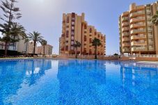 Apartamento en La Manga del Mar Menor - Ático con barbacoa y vistas al Puerto