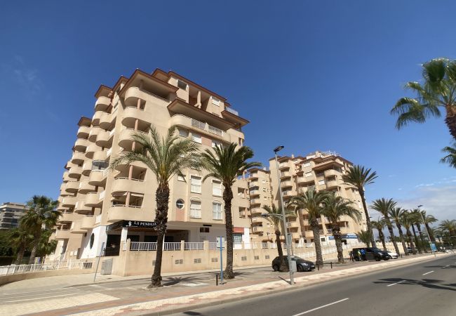 Apartamento en La Manga del Mar Menor - 2 dormitorios con amplia terraza en Veneciola