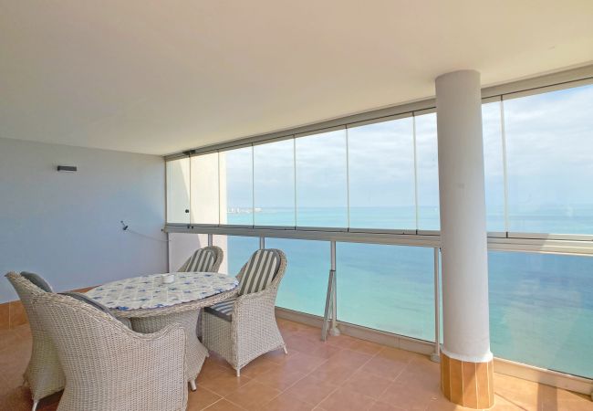 Apartamento en La Manga del Mar Menor - Precioso apartamento en primera línea del Mediterráneo