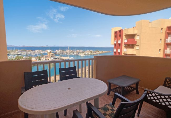 Apartamento en La Manga del Mar Menor - Precioso dos dormitorios con vistas al Puerto