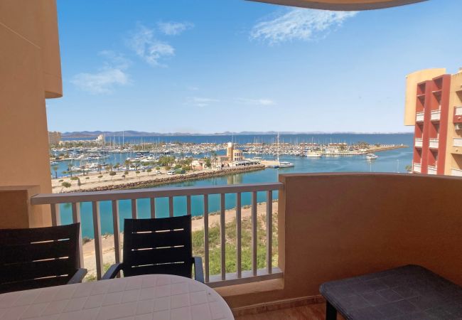 Apartamento en La Manga del Mar Menor - Precioso dos dormitorios con vistas al Puerto