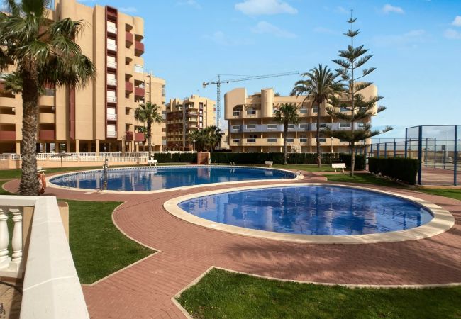 Apartamento en La Manga del Mar Menor - Precioso dos dormitorios con vistas al Puerto