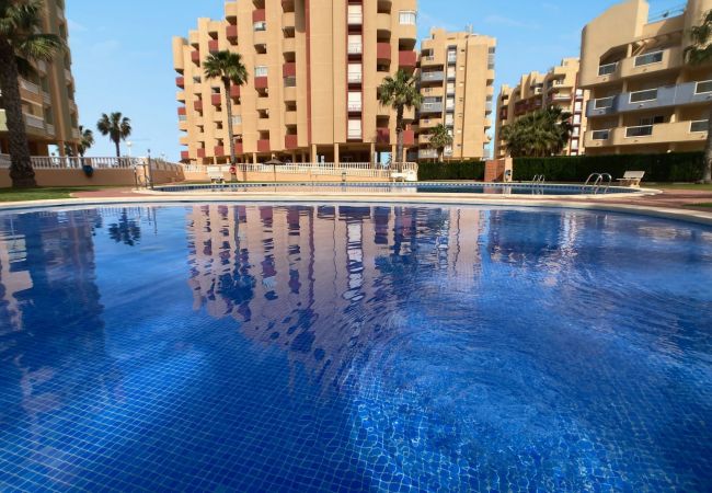 Apartamento en La Manga del Mar Menor - Precioso dos dormitorios con vistas al Puerto