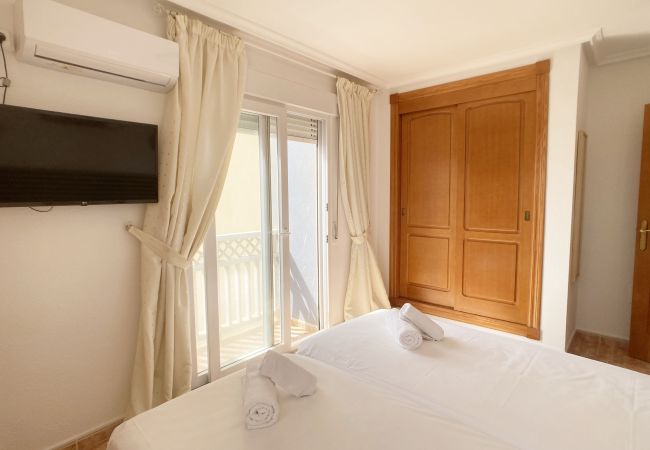 Apartamento en La Manga del Mar Menor - Precioso dos dormitorios con vistas al Puerto