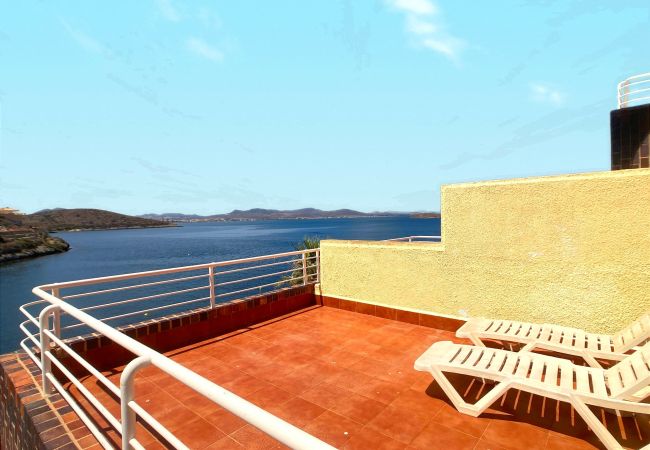 Apartamento en La Manga del Mar Menor - Espectacular terraza frente al mar en Cala del Pino