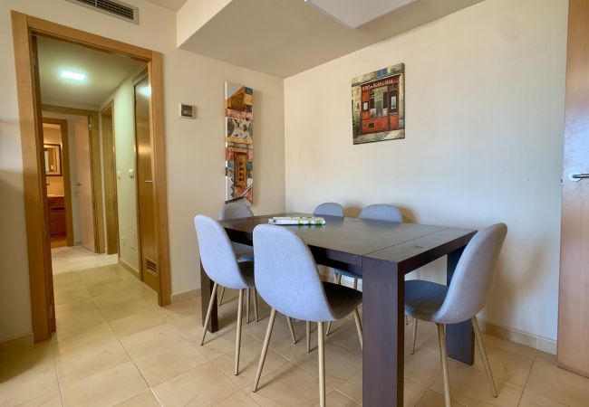 Apartamento en La Manga del Mar Menor - Luminoso y completamente equipado en urbanización en primera línea