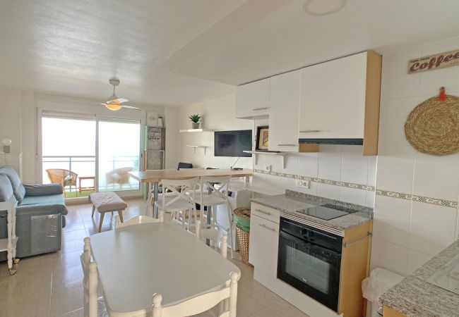 Apartamento en La Manga del Mar Menor - Precioso tipo dúplex en primera línea del Mediterráneo