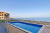 Apartamento en La Manga del Mar Menor - Precioso tipo dúplex en primera línea del Mediterráneo