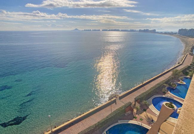 Apartamento en La Manga del Mar Menor - Increíble apartamento con enorme terraza en primera línea del Mediterráneo