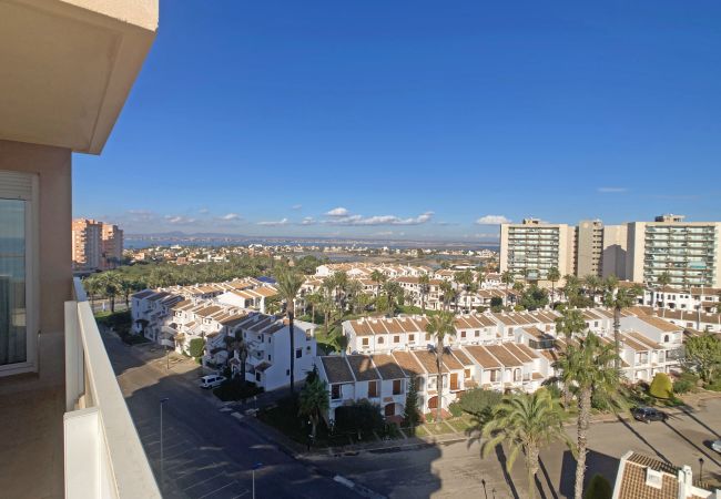 Apartamento en La Manga del Mar Menor - Increíble apartamento con enorme terraza en primera línea del Mediterráneo