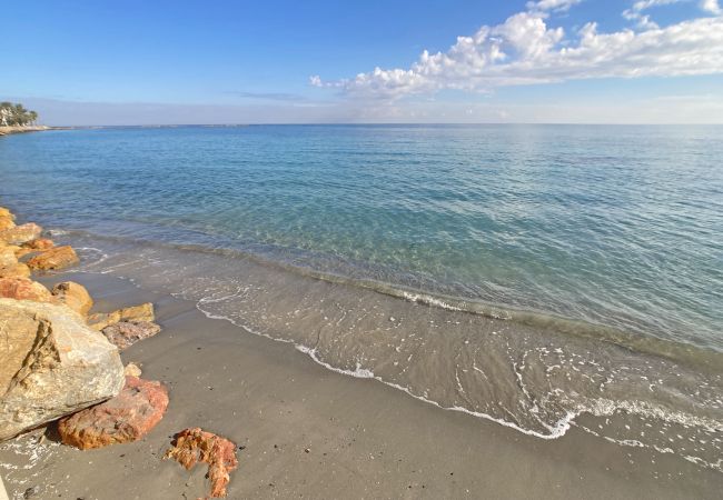 Apartamento en La Manga del Mar Menor - Increíble apartamento con enorme terraza en primera línea del Mediterráneo