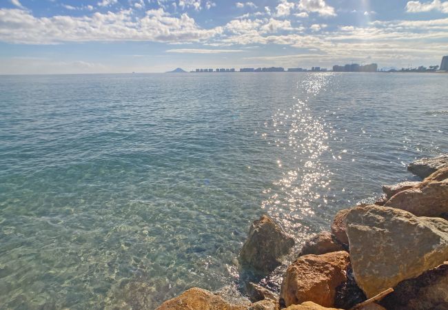 Apartamento en La Manga del Mar Menor - Increíble apartamento con enorme terraza en primera línea del Mediterráneo