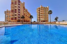 Casa adosada en La Manga del Mar Menor - Amplio adosado de 3 dormitorios en el km 14