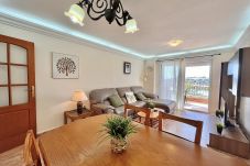 Apartamento en La Manga del Mar Menor - Amplio 2 dormitorios con vistas al canal