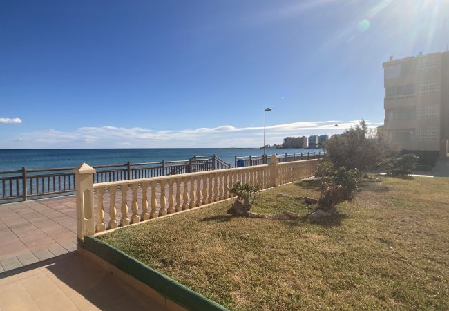 Apartment in La Manga del Mar Menor - Bright and spacious 3 bedroom frontline with stunning views