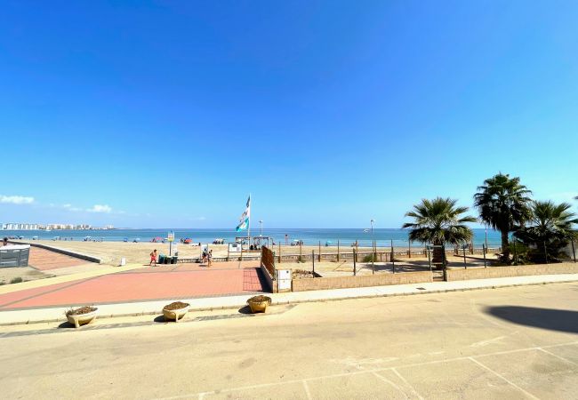 Apartment in La Manga del Mar Menor - 3-bedroom with pool and paddle court frontline to the Mediterranean Sea