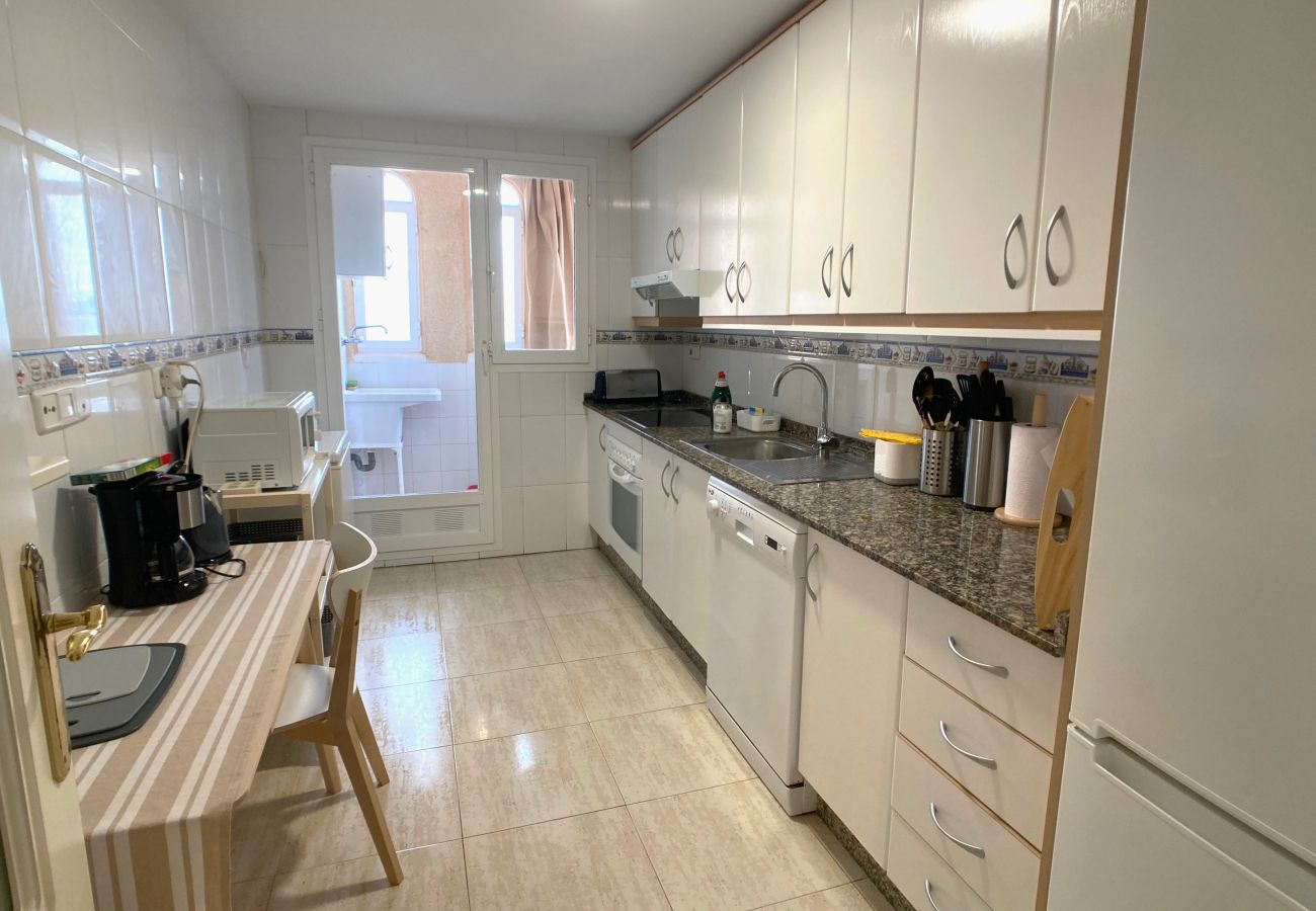 Apartment in La Manga del Mar Menor - 3-bedroom with pool and paddle court frontline to the Mediterranean Sea Apartment in La Manga del Mar Menor - 3-bedroom with pool and paddle court frontline to the Mediterranean Sea