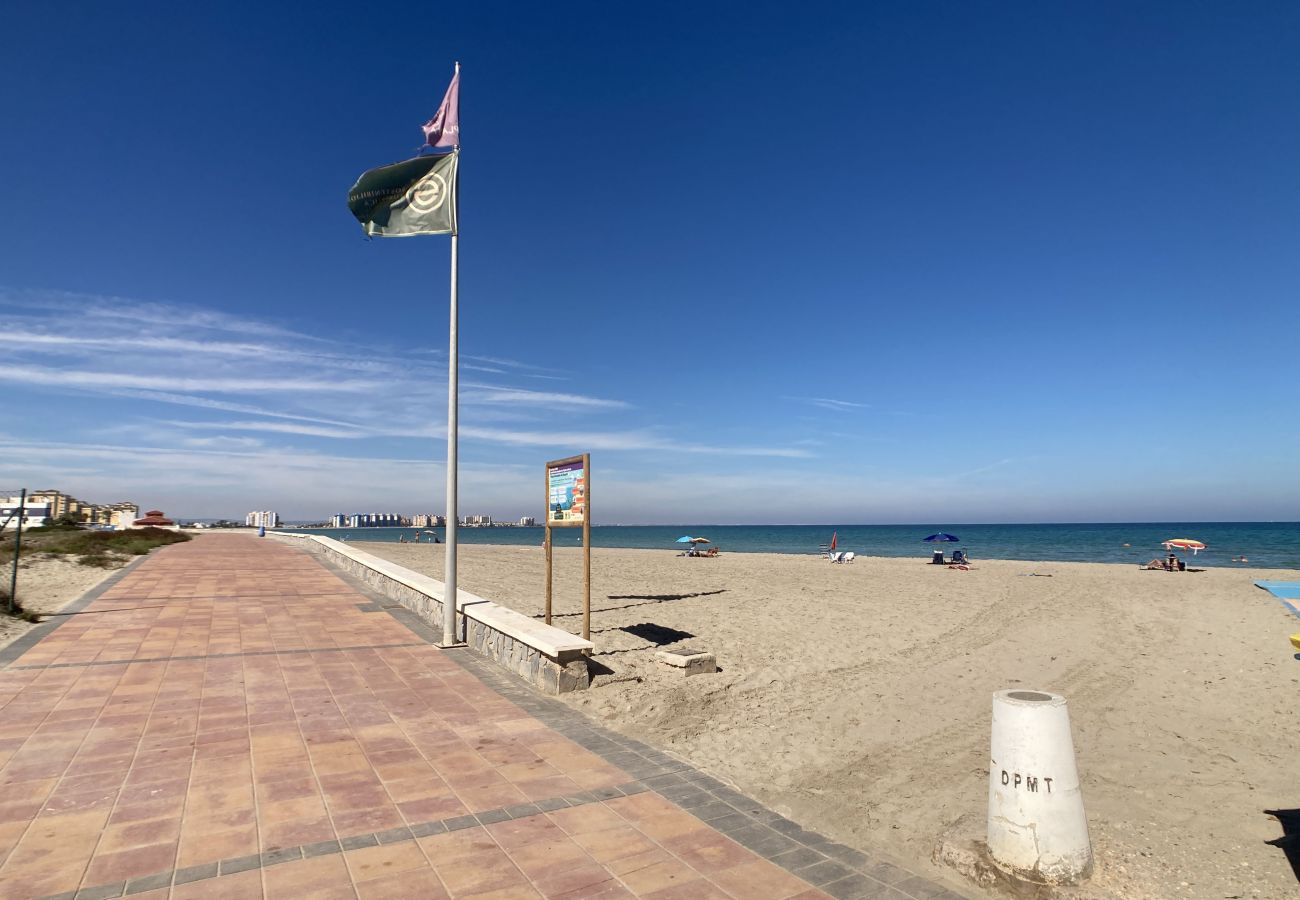 Apartment in La Manga del Mar Menor - 3-bedroom with pool and paddle court frontline to the Mediterranean Sea Apartment in La Manga del Mar Menor - 3-bedroom with pool and paddle court frontline to the Mediterranean Sea