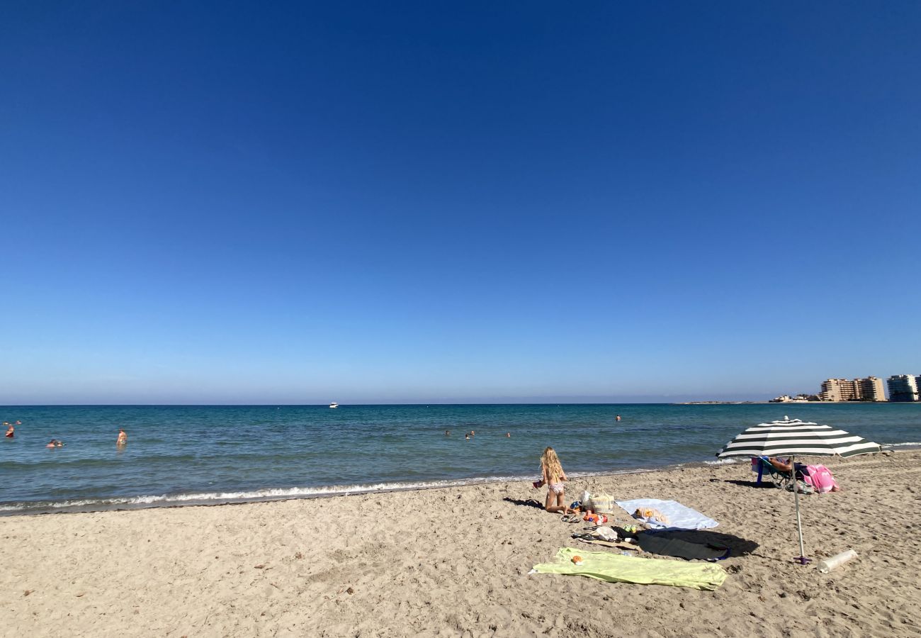 Apartment in La Manga del Mar Menor - 3-bedroom with pool and paddle court frontline to the Mediterranean Sea Apartment in La Manga del Mar Menor - 3-bedroom with pool and paddle court frontline to the Mediterranean Sea
