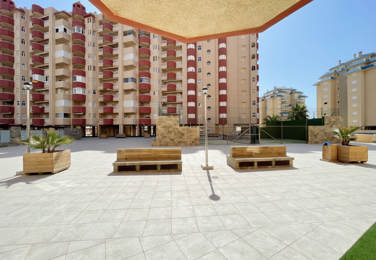 Apartment in La Manga del Mar Menor - 3-bedroom with pool and paddle court frontline to the Mediterranean Sea Apartment in La Manga del Mar Menor - 3-bedroom with pool and paddle court frontline to the Mediterranean Sea