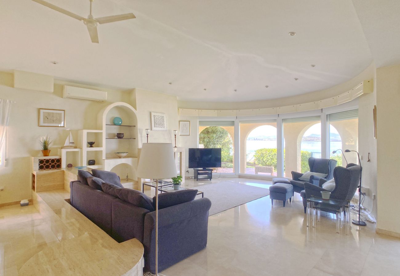 Villa in La Manga del Mar Menor - Stunning villa with private pool front line to the Mar Menor Villa in La Manga del Mar Menor - Stunning villa with private pool front line to the Mar Menor