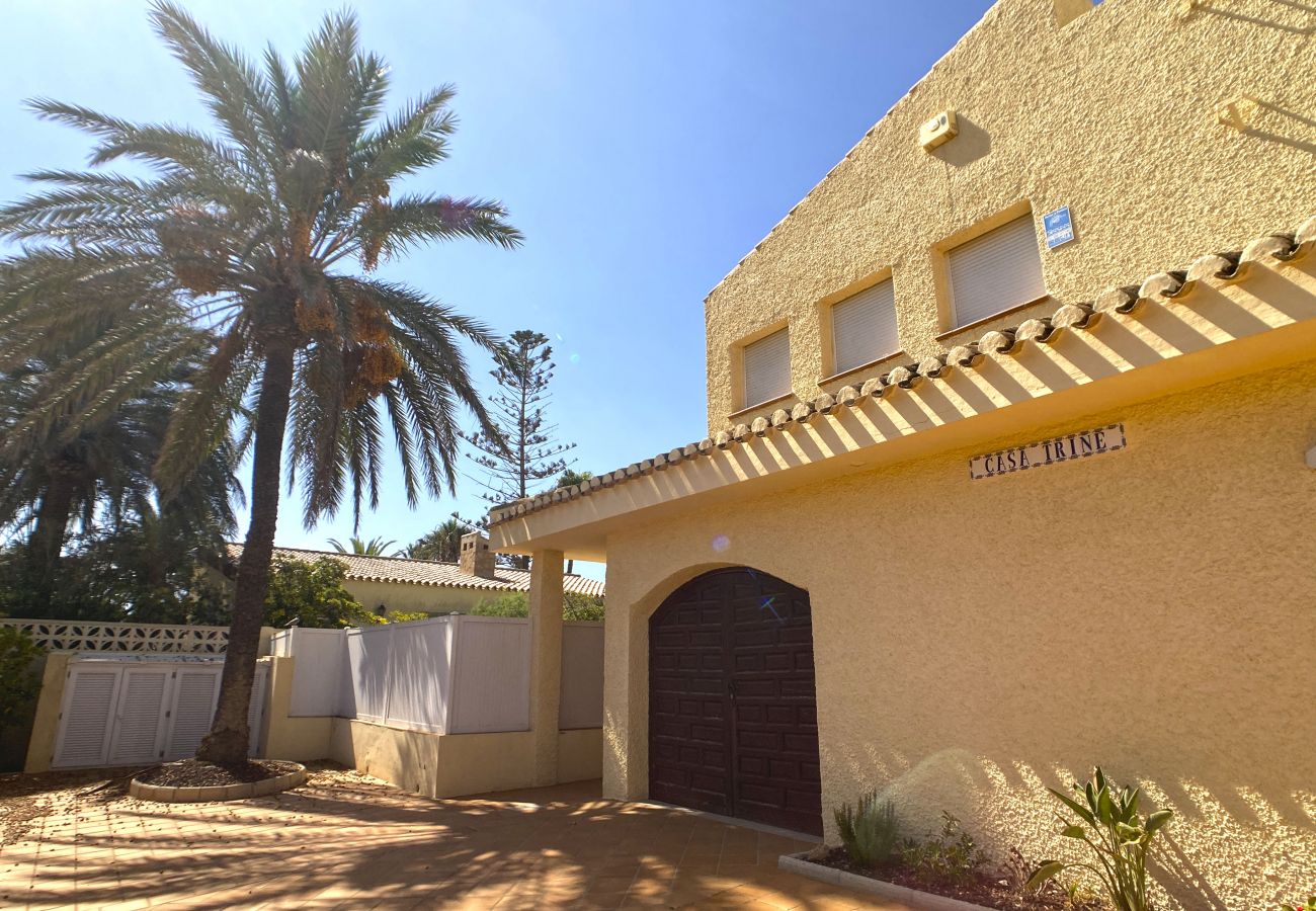 Villa in La Manga del Mar Menor - Stunning villa with private pool front line to the Mar Menor Villa in La Manga del Mar Menor - Stunning villa with private pool front line to the Mar Menor