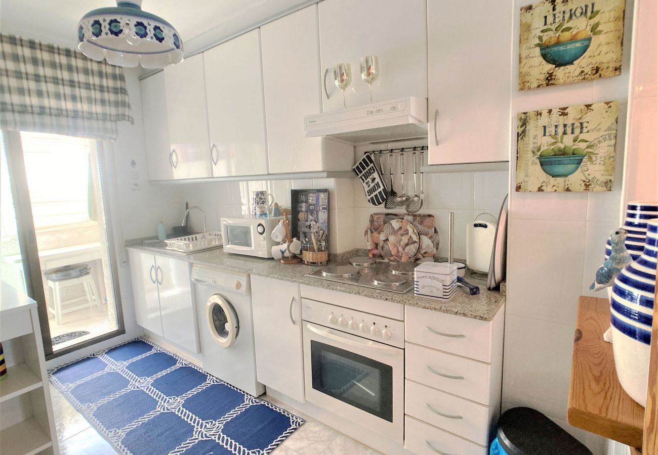 Apartment in La Manga del Mar Menor - Spacious apartment with views, pool, playground, parking and tennis court in Tomás Maestre. Apartment in La Manga del Mar Menor - Spacious apartment with views, pool, playground, parking and tennis court in Tomás Maestre.