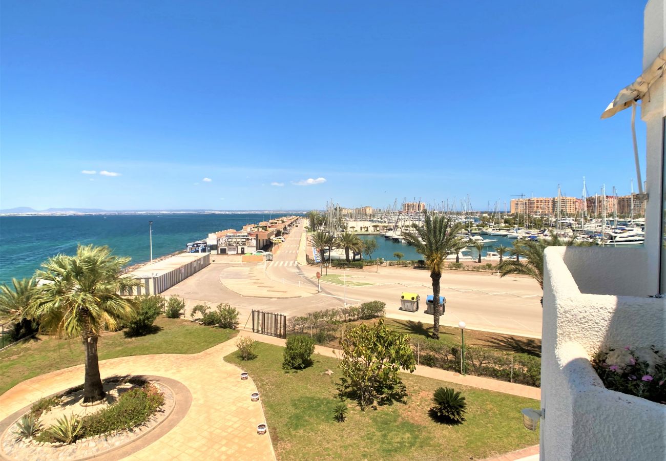 Apartment in La Manga del Mar Menor - Spacious apartment with views, pool, playground, parking and tennis court in Tomás Maestre. Apartment in La Manga del Mar Menor - Spacious apartment with views, pool, playground, parking and tennis court in Tomás Maestre.