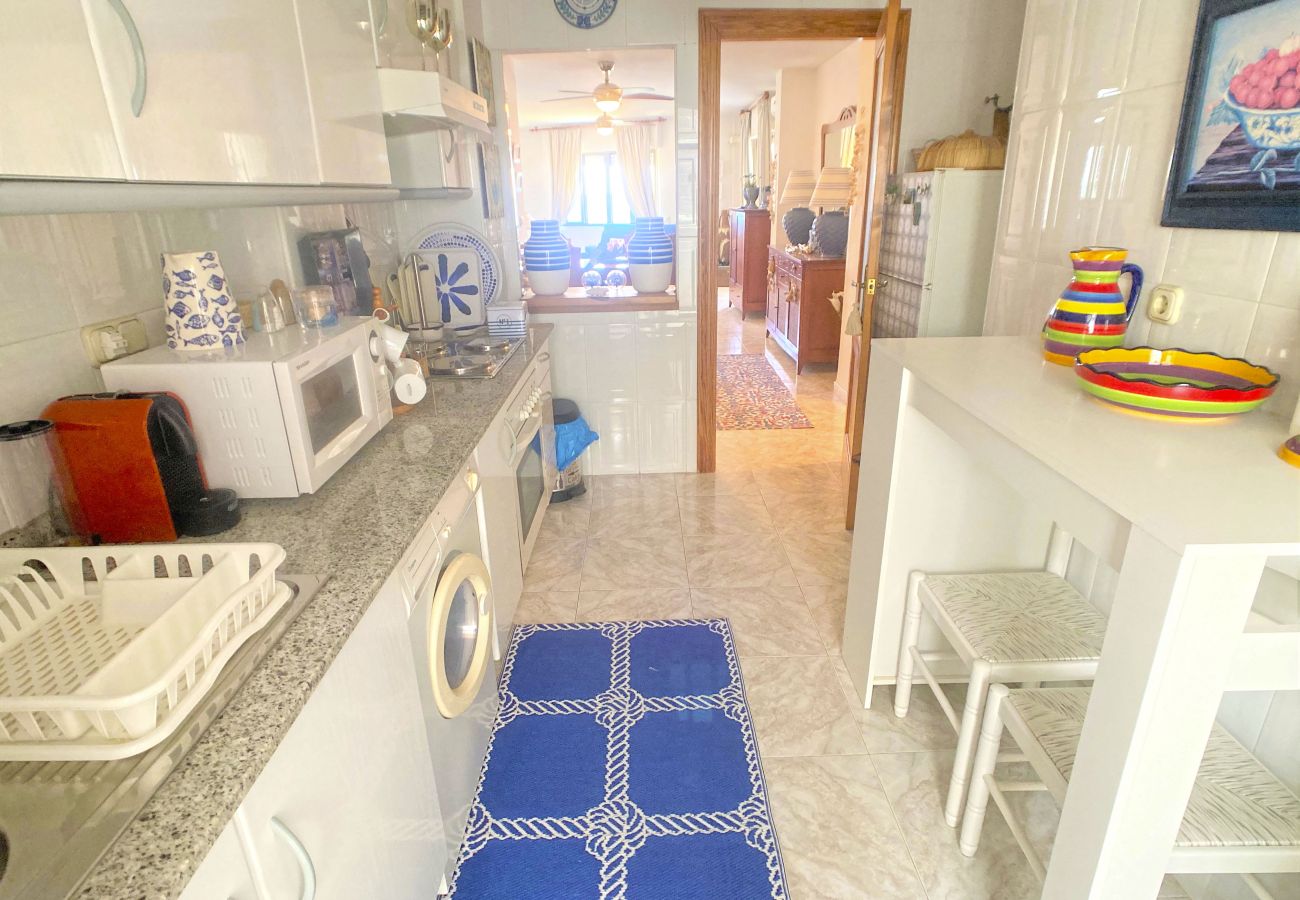 Apartment in La Manga del Mar Menor - Spacious apartment with views, pool, playground, parking and tennis court in Tomás Maestre. Apartment in La Manga del Mar Menor - Spacious apartment with views, pool, playground, parking and tennis court in Tomás Maestre.