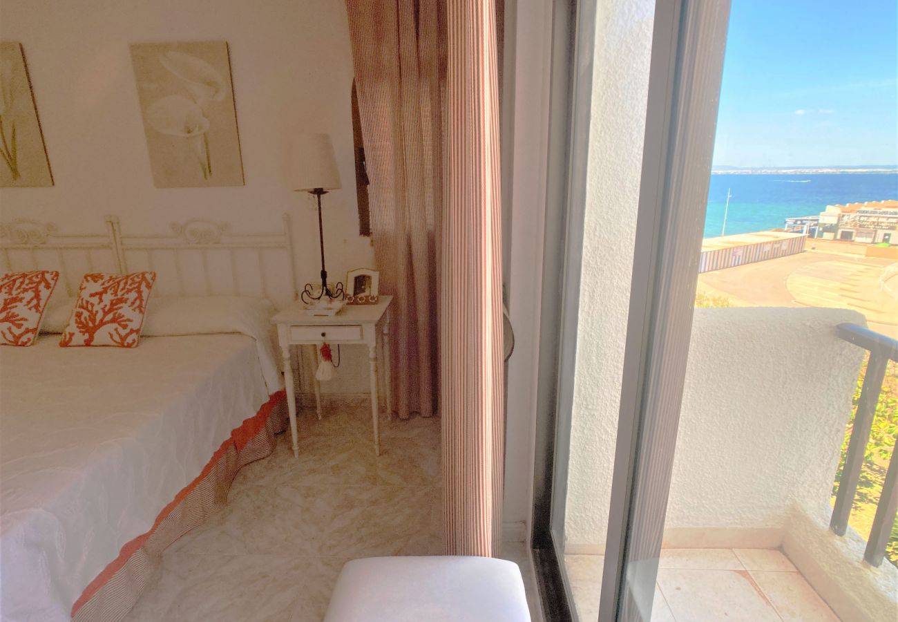 Apartment in La Manga del Mar Menor - Spacious apartment with views, pool, playground, parking and tennis court in Tomás Maestre. Apartment in La Manga del Mar Menor - Spacious apartment with views, pool, playground, parking and tennis court in Tomás Maestre.