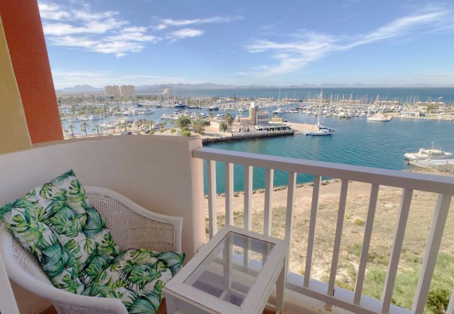 Apartment in La Manga del Mar Menor - Penthouse with BBQ and views over the Marina