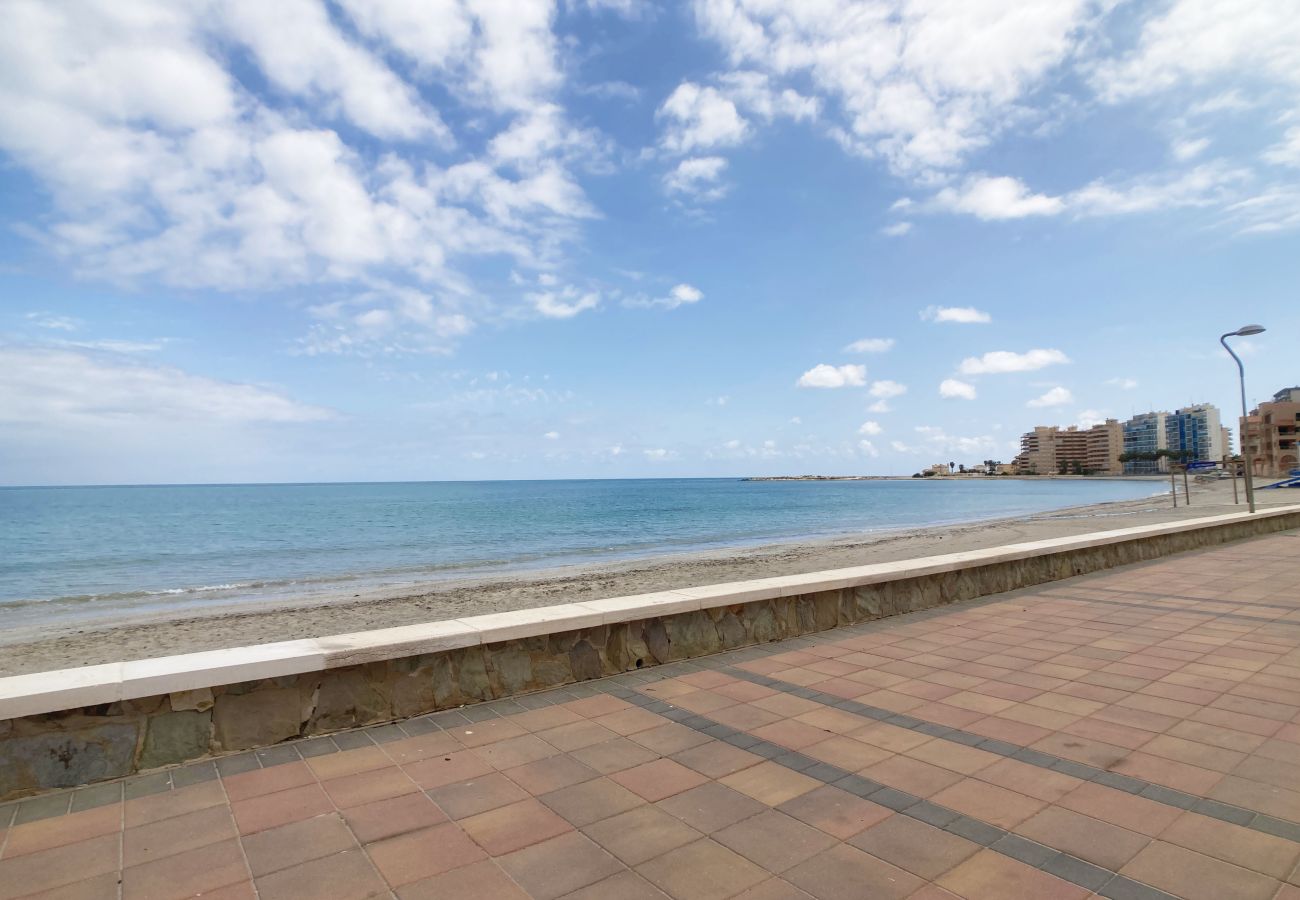 Apartment in La Manga del Mar Menor - Beautiful apartment on the first line of the Mediterranean Apartment in La Manga del Mar Menor - Beautiful apartment on the first line of the Mediterranean