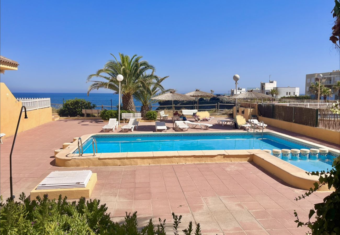 Apartment in Cabo de Palos - Charming Apartment with Sea Views in Cala Flores